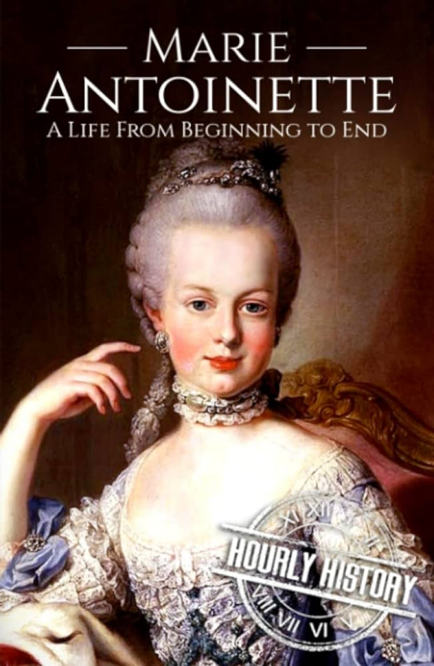 Marie Antoinette با موهای رنگ نقره ای سفید 